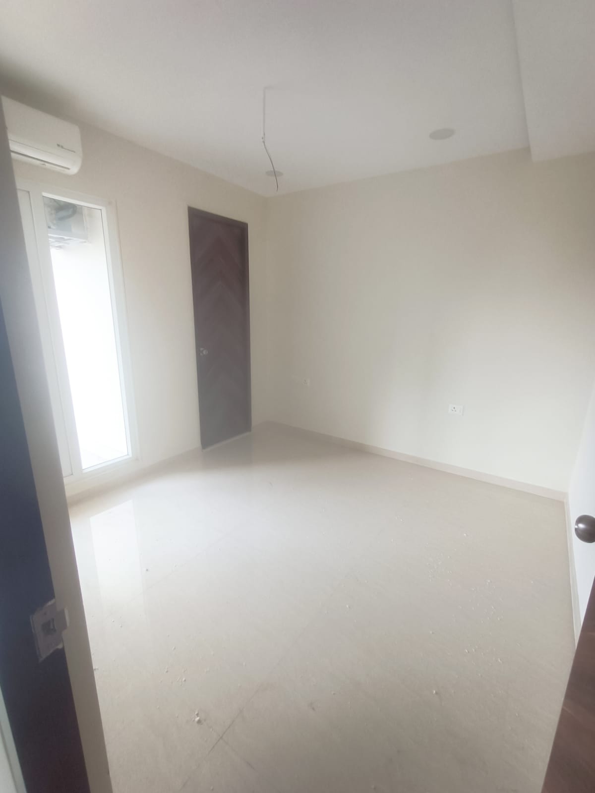 1 BHK Balcony Flat for Sale in Borivali East — Photo 7